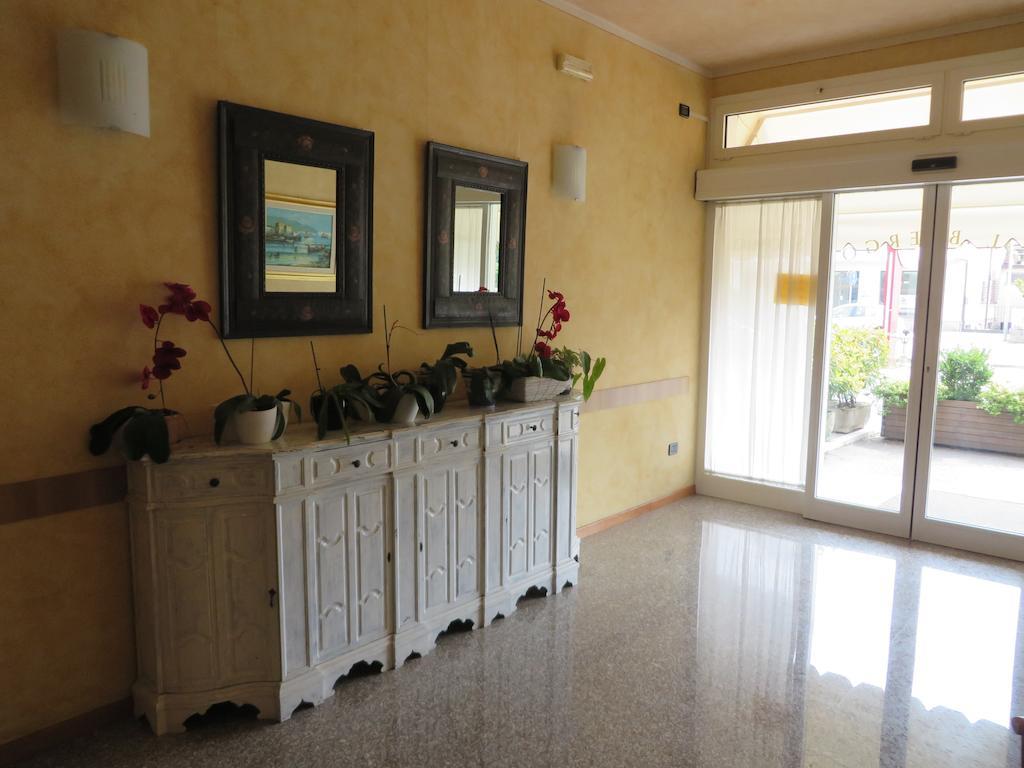 Hotel San Tomio Isola Vicentina Eksteriør billede